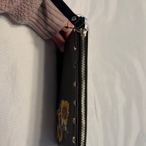 White House Black Market Black Sunflower Wristlet - Picture 6 of 6